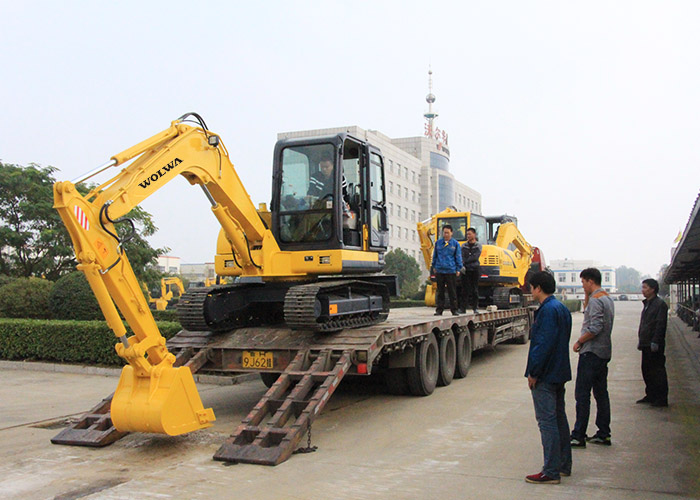 Wolwa Group exported 10 sets of excavators to Bolivia smoothly