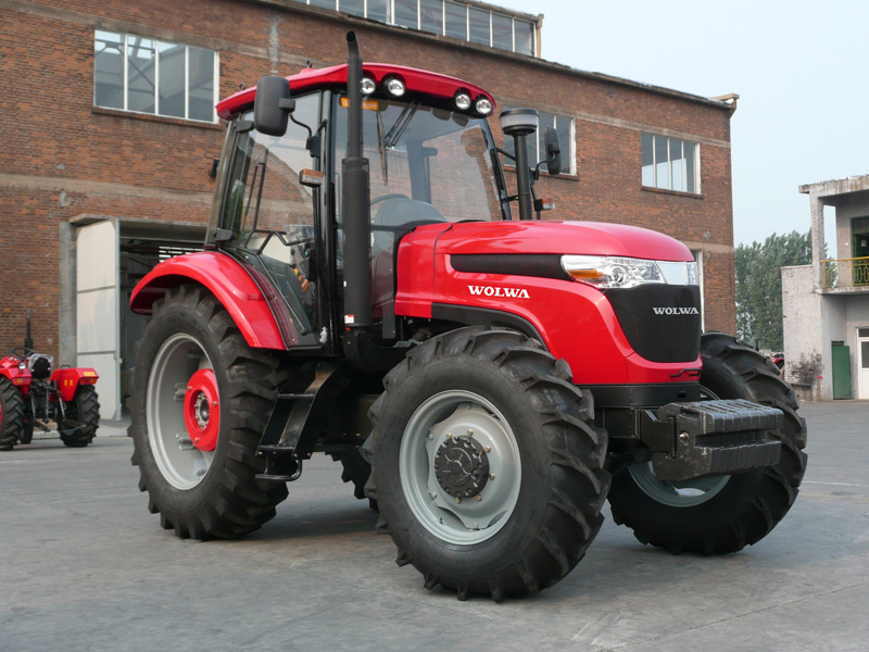 GN1204 tractor